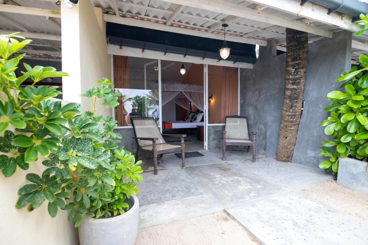 Happy beach resort Unawatuna Exterior foto